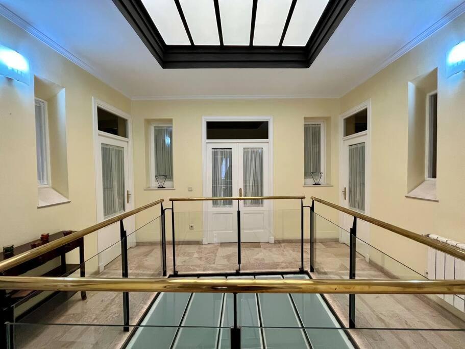 Apartamento Suite Alameda De Hercules Seville Exterior photo